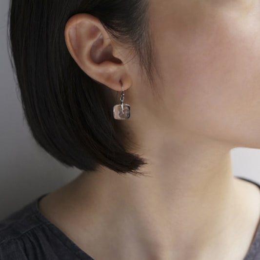 ピアス　アイス
