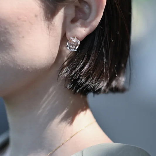 ピアス グレイシア