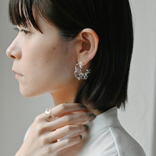 ピアス　アイシクルドレープ