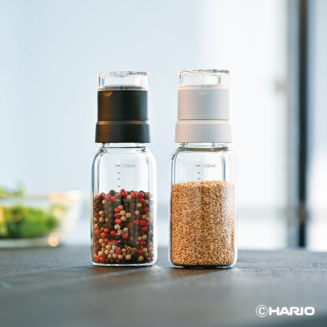 新品　ハリネズミ　塩コショウ入れ　調味料入れ　スパイス入れ　はりねずみ 楽天市場】調味料入れ Hannah Turner 塩コショウ入れ ハリネズミ