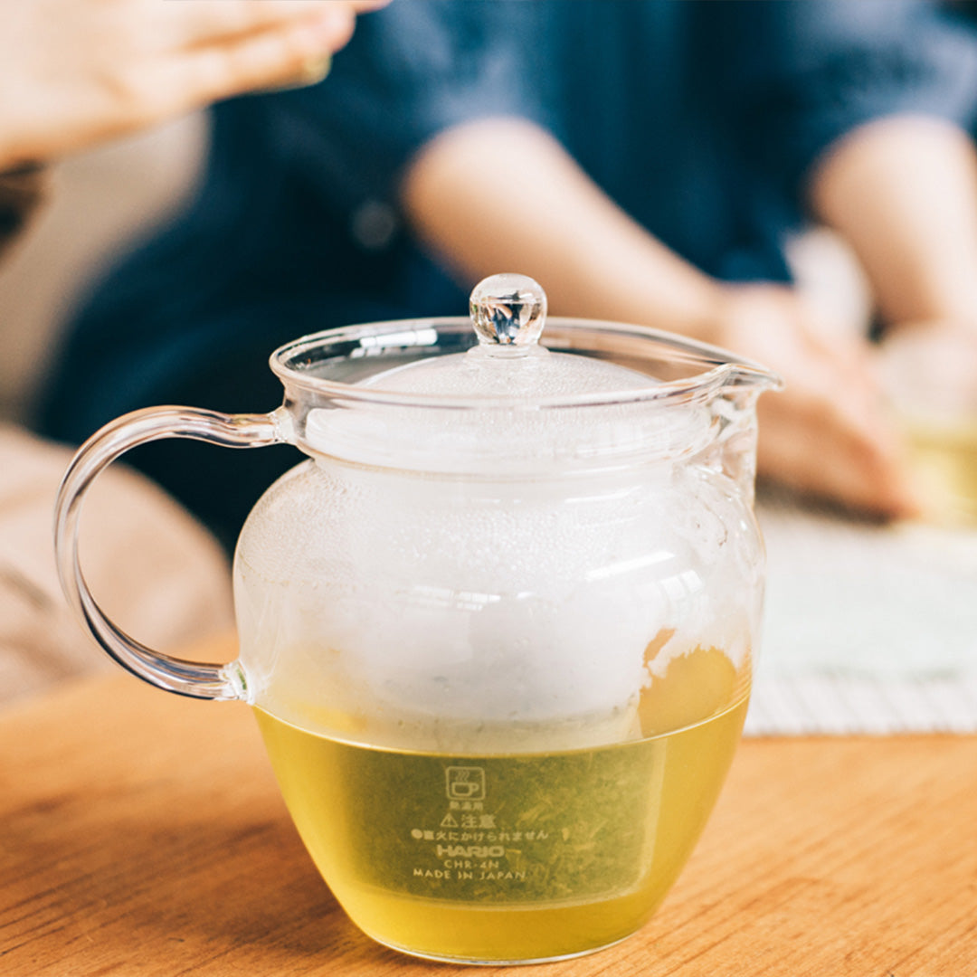 お茶目商品です お〜いお茶 伊藤園 緑茶 電子レンジ対応 ホット 345ml ペットボトル 24