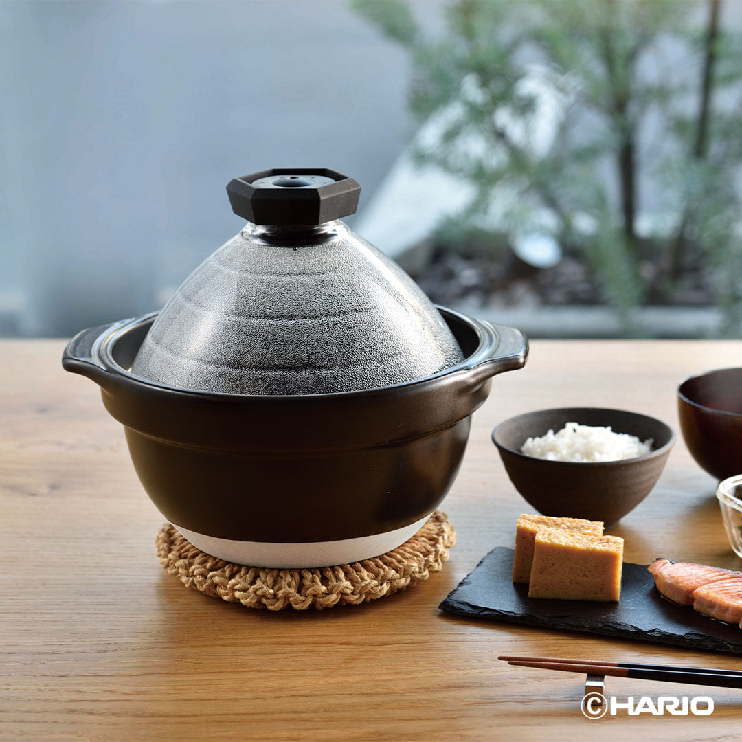 HARIO 土鍋 GNN-200B 黒 フタがガラスのご飯釜2～3合 – HARIO NETSHOP