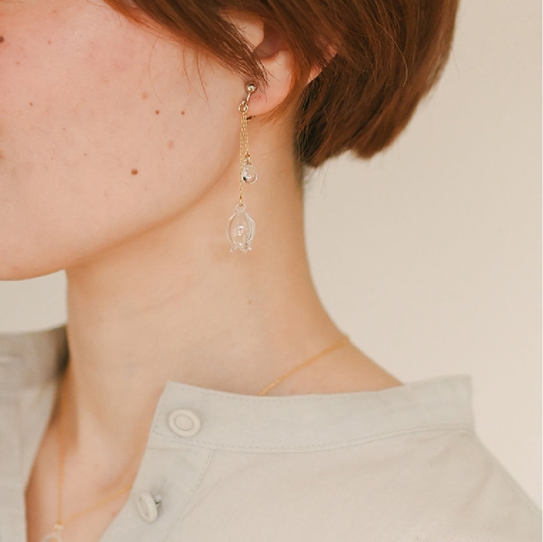 MARIKO イヤリング イヤリング ツバキ クリア