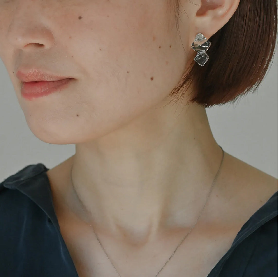 ピアス ウスライ –ピアス・イヤリングなら HARIO NETSHOP