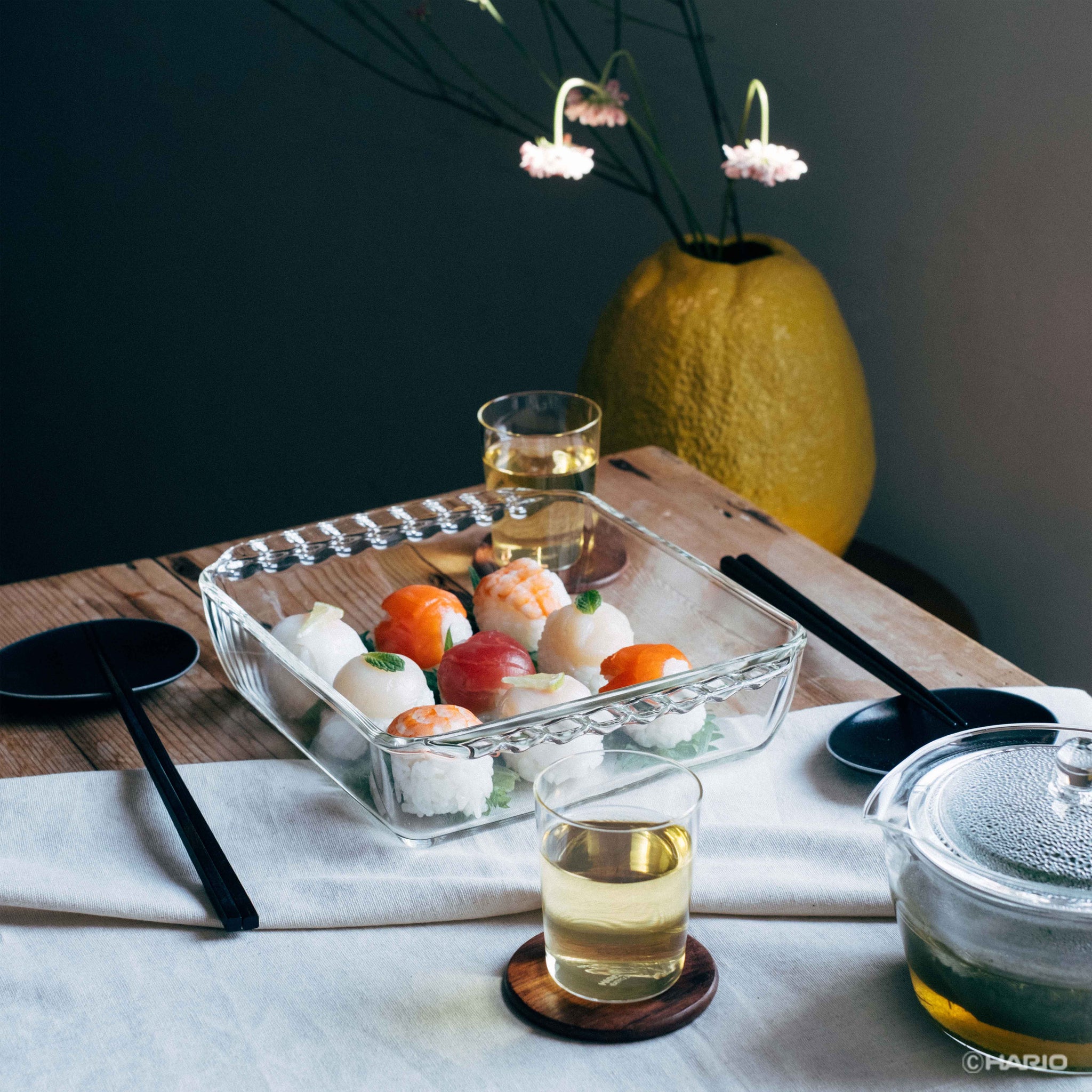 陶器製イエロー灰皿 INS DU POSTILLON 陶器製イエロー灰皿 INS DU POSTILLON