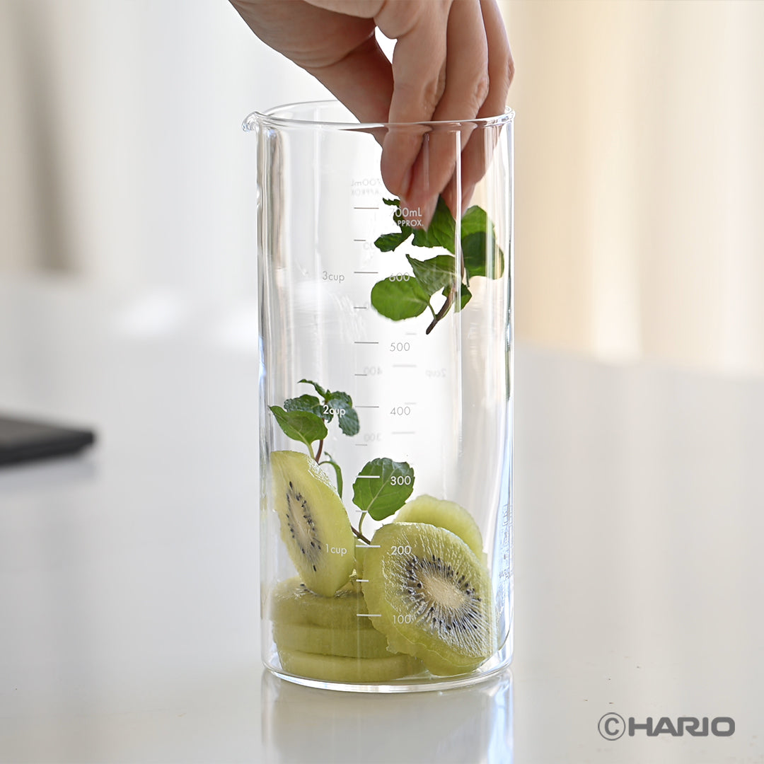 SLOWRA 耐熱ガラス フルーツピッチャー 700mL –食品保存容器なら HARIO