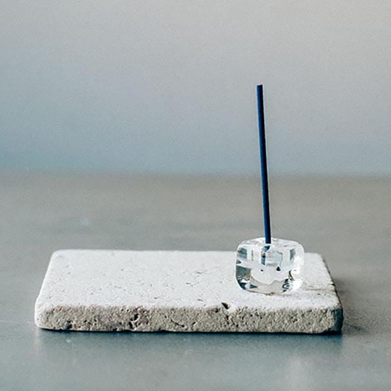 ガラスのお香立て