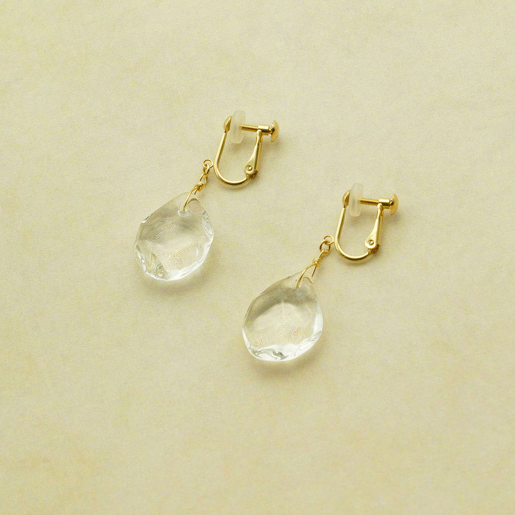 イヤリング　ウィンク　K18