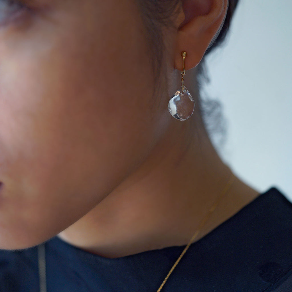 イヤリング　ウィンク　K18